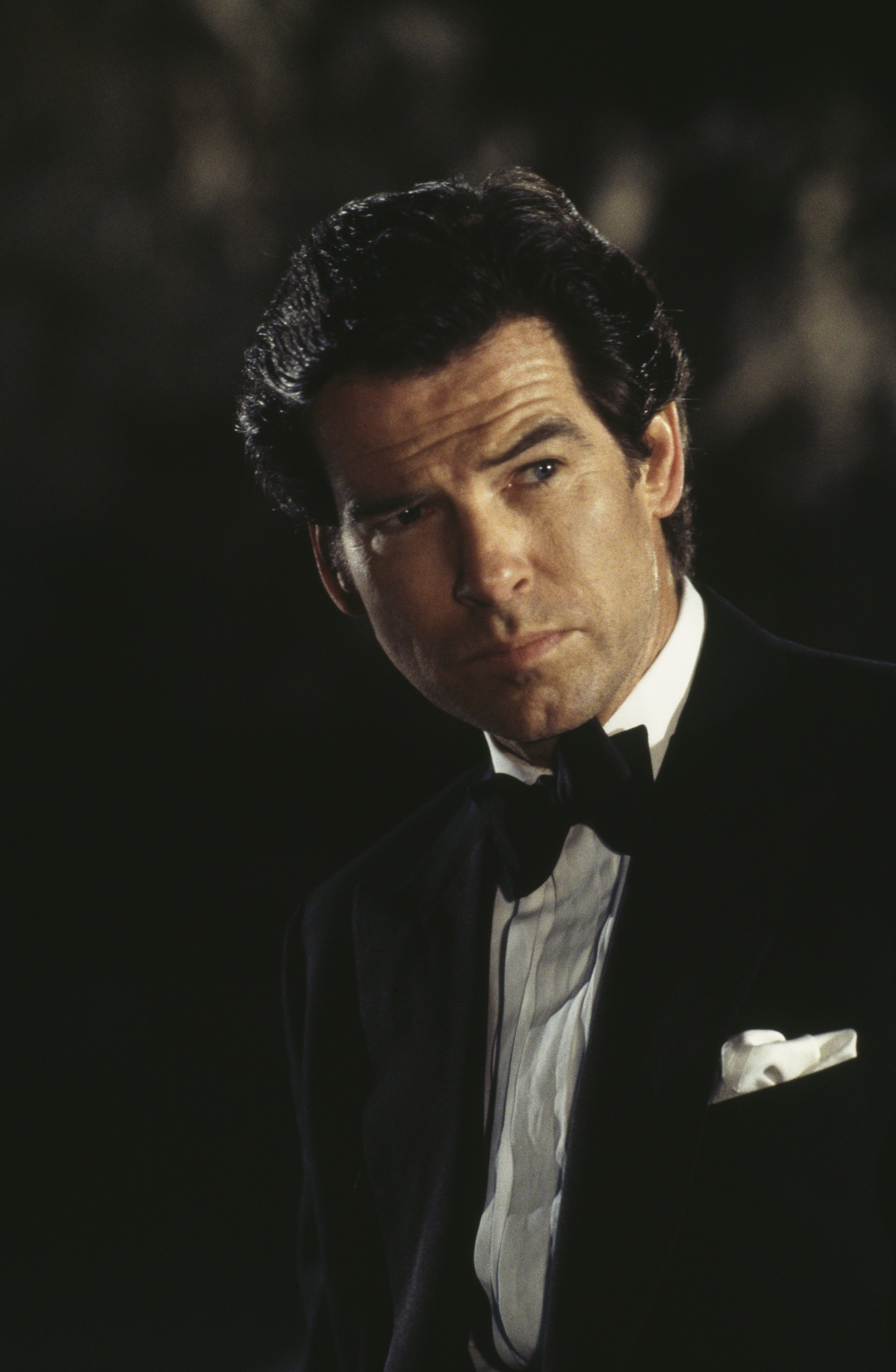 Pierce Brosnan interpreta a James Bond en la película "GoldenEye", en 1995 | Foto: Getty Images