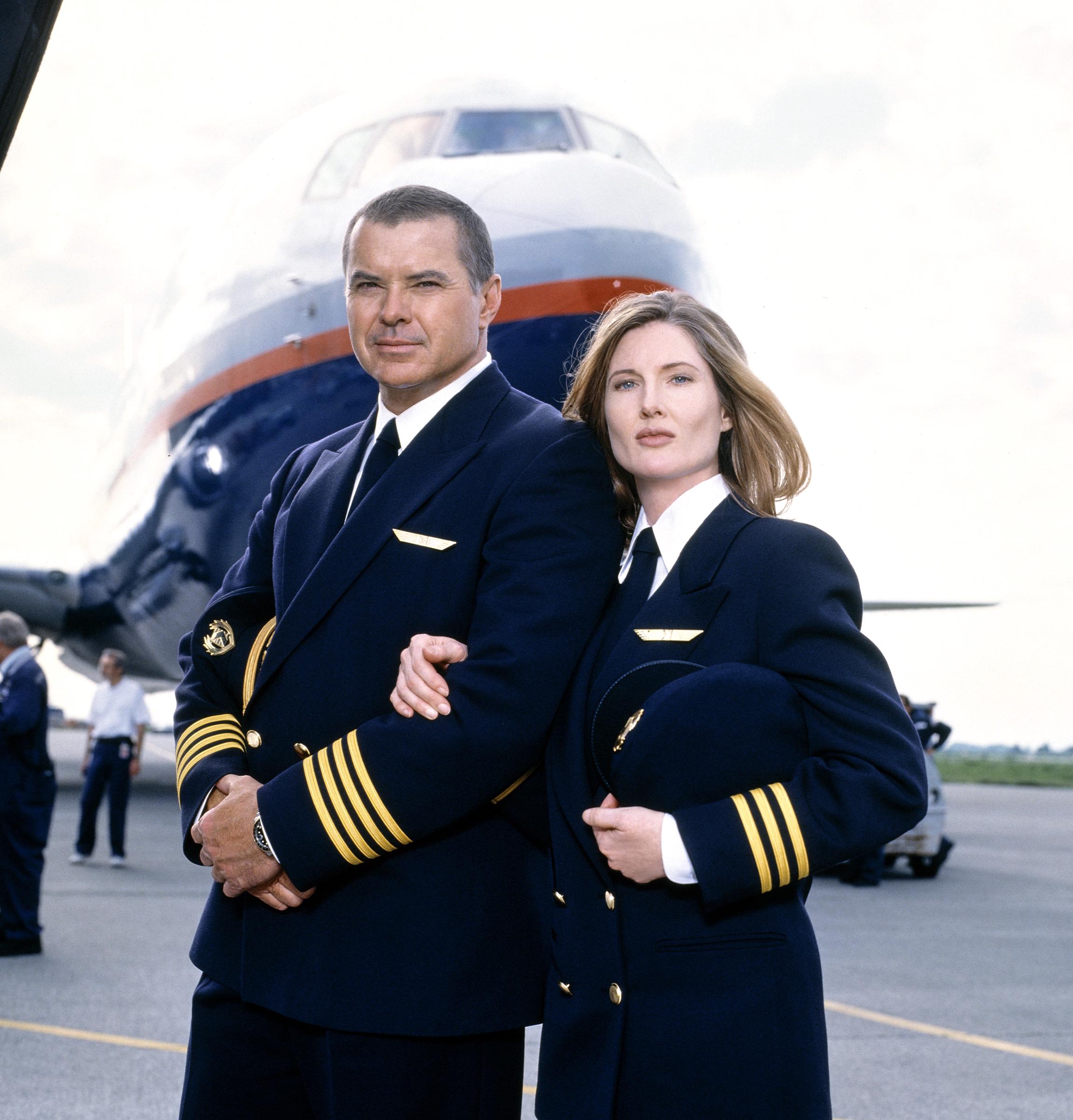 The actress with Robert Urich on "Final Descent" in 1997 | Source: Getty Images