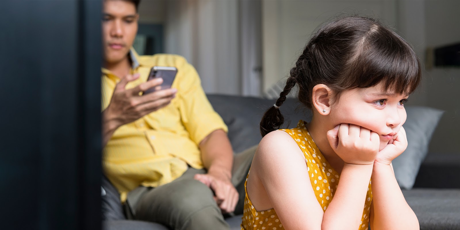 A sad little girl | Source: Shutterstock