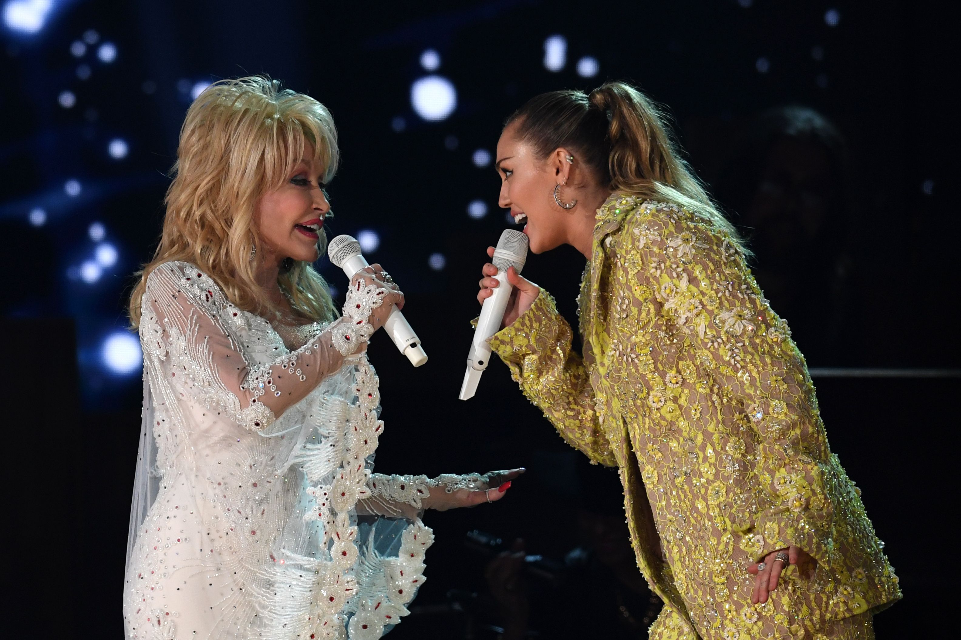 Dolly Parton and Miley Cyrus in Los Angeles on February 10, 2019 | Source: Getty Images