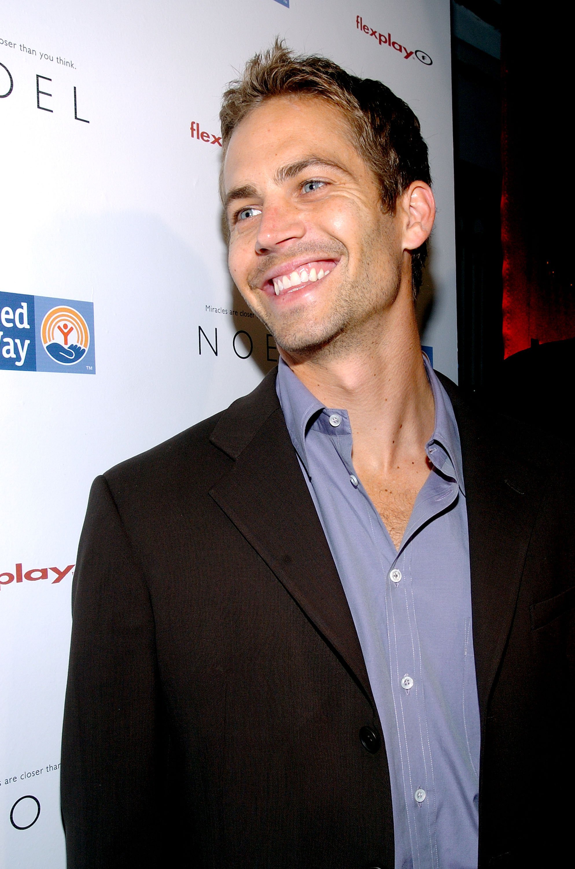 Paul Walker at an exclusive pre-release screening of the movie 'NOEL' at the Exclusuve Forge Restaurant on November 10, 2004 in Miami Beach, Florida | Photo: Getty Images