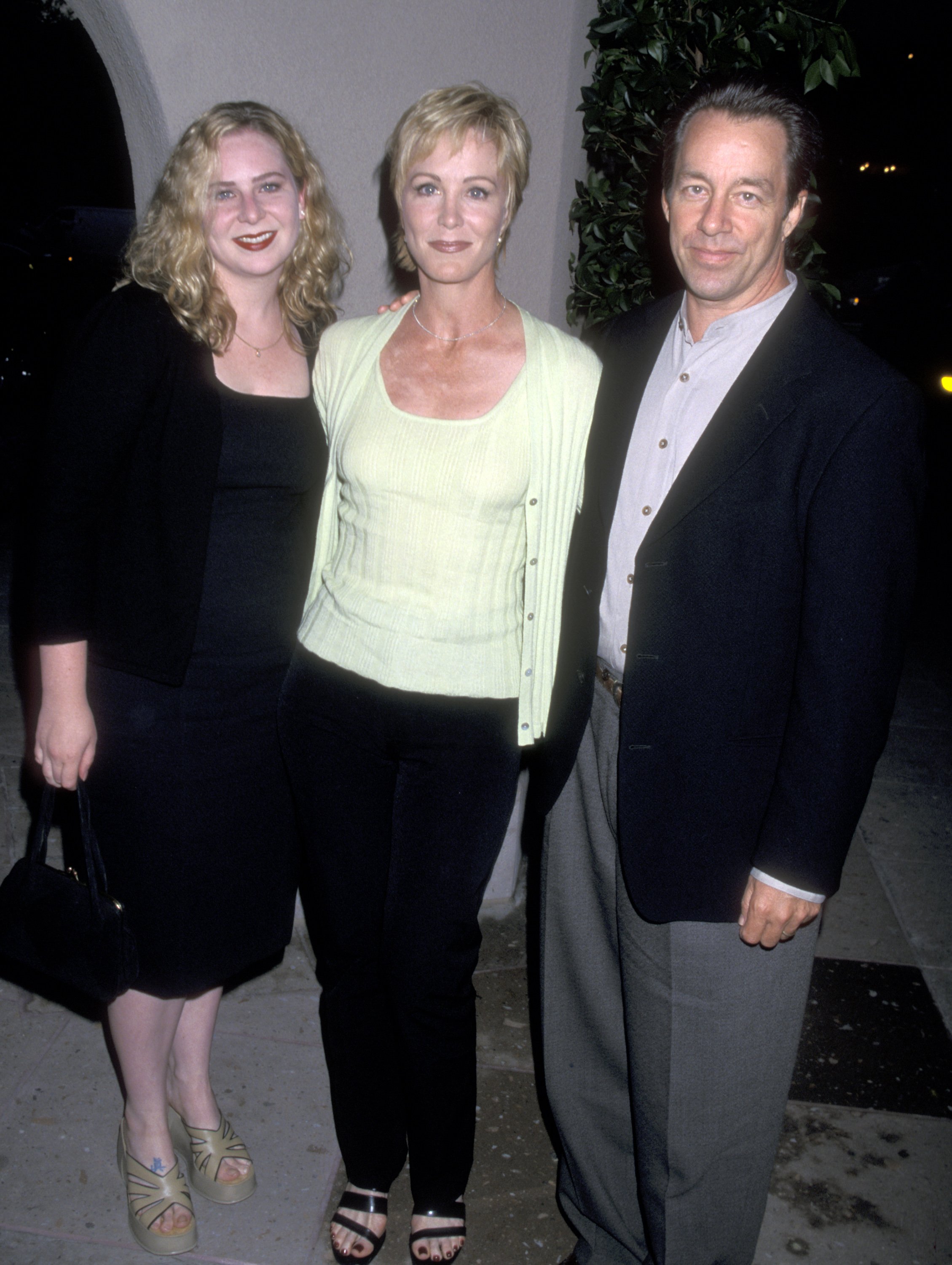 Ashley Kerns, Joanna Kerns, and Marc Appleton at the "CBS Summer TCA Press Tour" on July 24, 1998, in Pasadena, California | Source: Getty Images