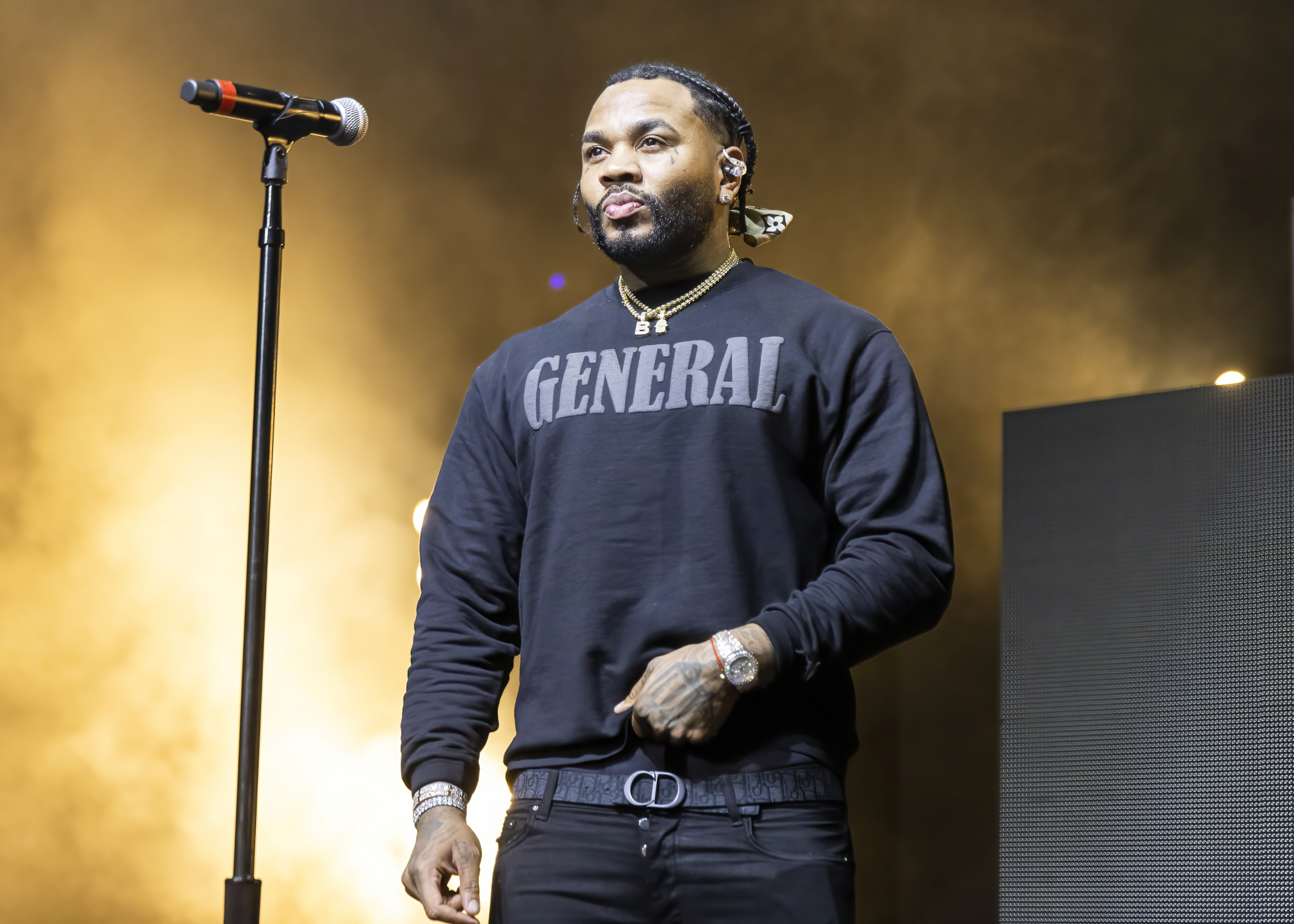 Kevin Gates is pictured during his performance in support of his Big Lyfe Tour at Michigan Lottery Amphitheatre on September 15, 2022, in Sterling Heights, Michigan | Source: Getty Images