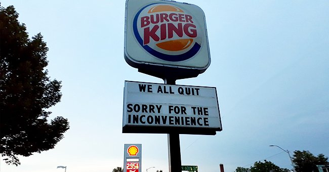 The sign put up by the Burger King employees | Photo: Facebook.com/rachael.flores.9