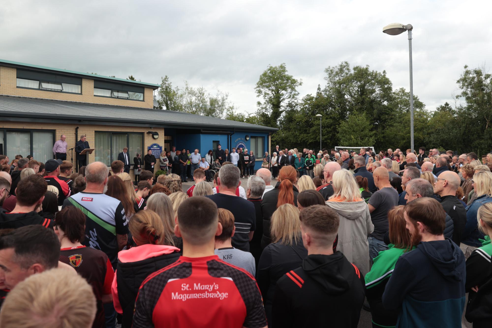 People gathered at a vigil for James Rutledge, Vanessa Whyte, and Sara Rutledge, from a post dated July 26, 2025 | Source: Facebook/irishmirror