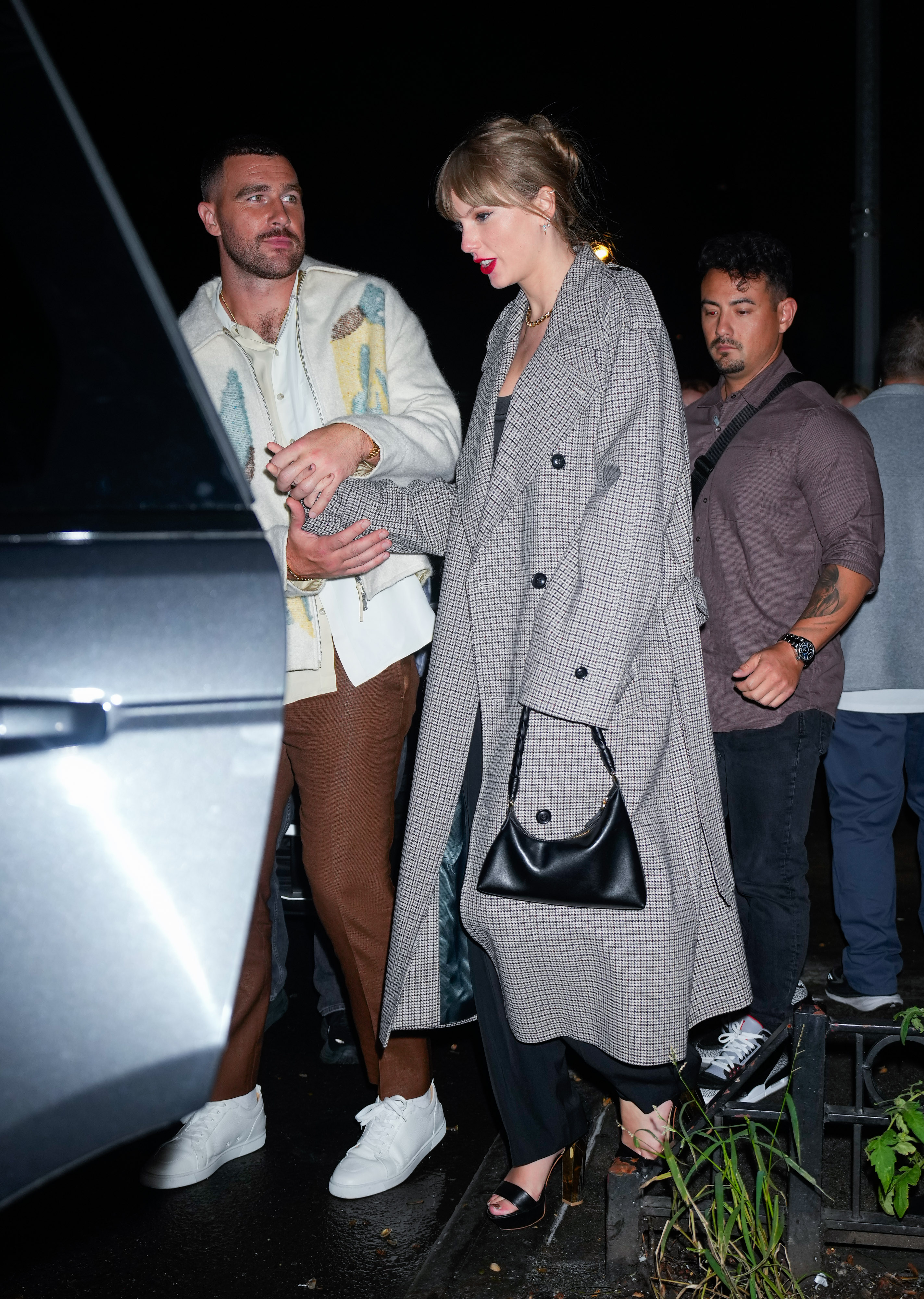 Travis Kelce and Taylor Swift spotted out in New York City on October 15, 2023 | Source: Getty Images