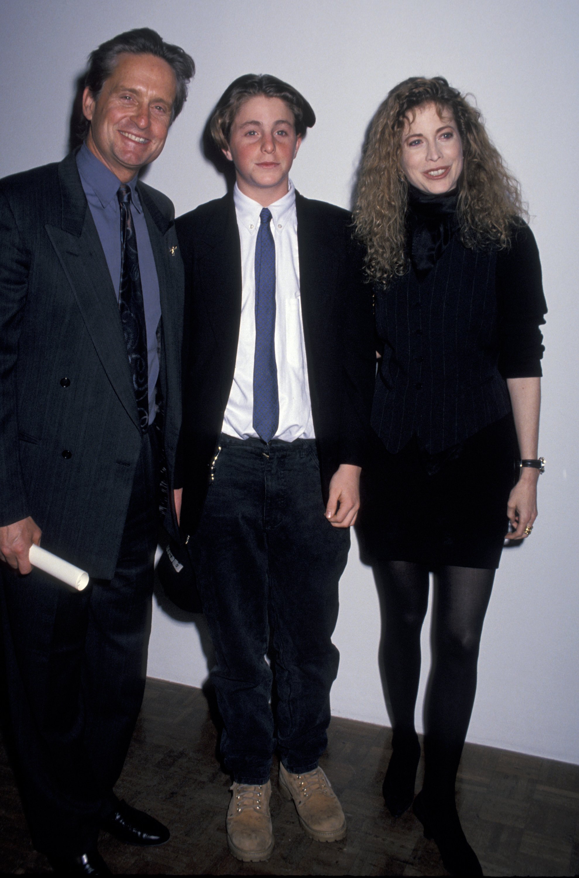 Michael Douglas, Cameron Douglas, and Diandra Dougla on April 30, 1993 | Source: Getty Images