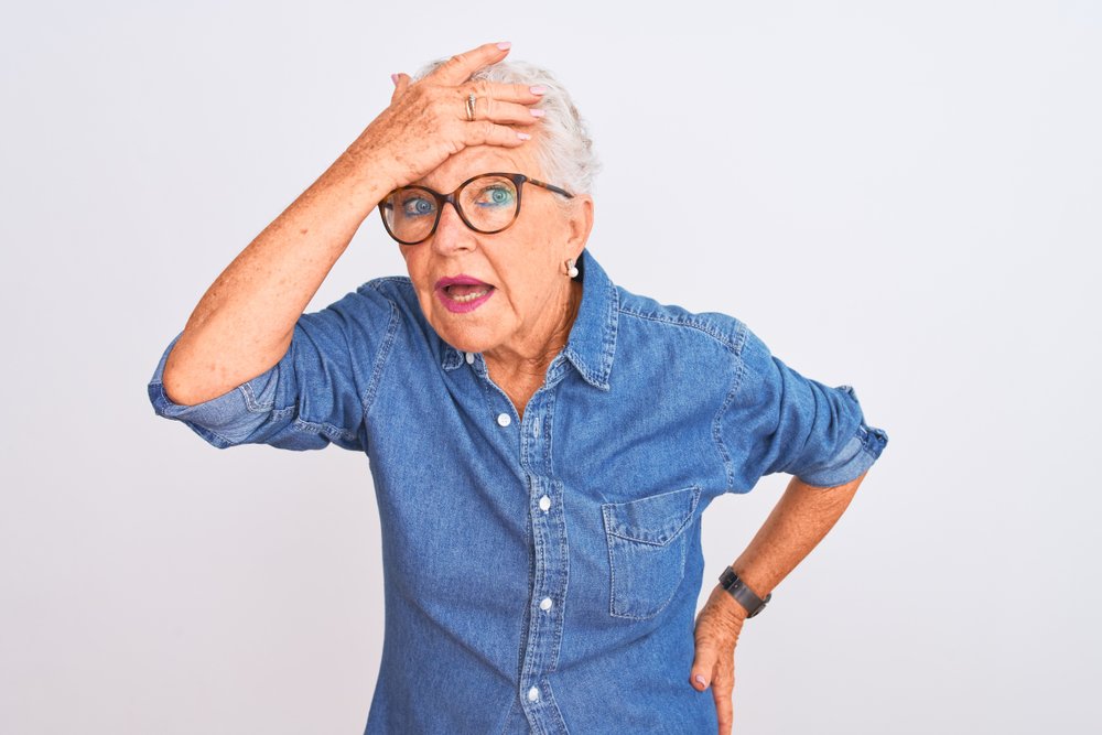 Confused old woman | Source: Shutterstock