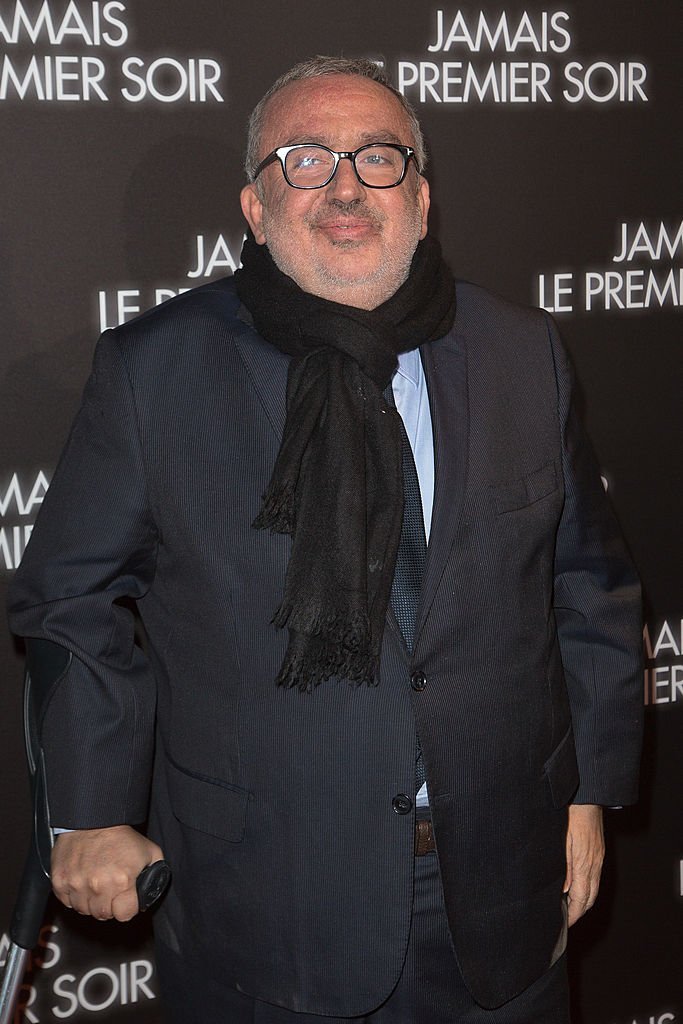 Le producteur Dominique Farrugia assiste à la première de "Jamais le premier soir", le 19 décembre 2013 à Paris. | Photo : Getty Images