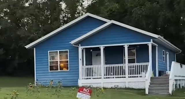 Gypsy Rose Blanchard's former house, from a clip dated July 10, 2024 | Source: Instagram/entertainmenttonight