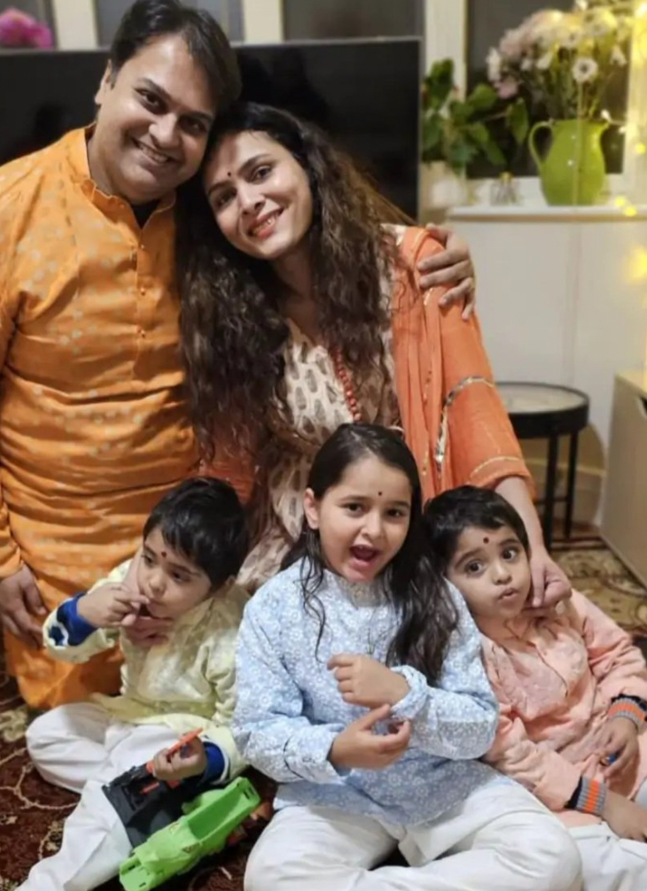 Komi Vyas, Prateek Joshi, and their three children from a post dated June 12, 2025. | Source: X/OM_Hindi