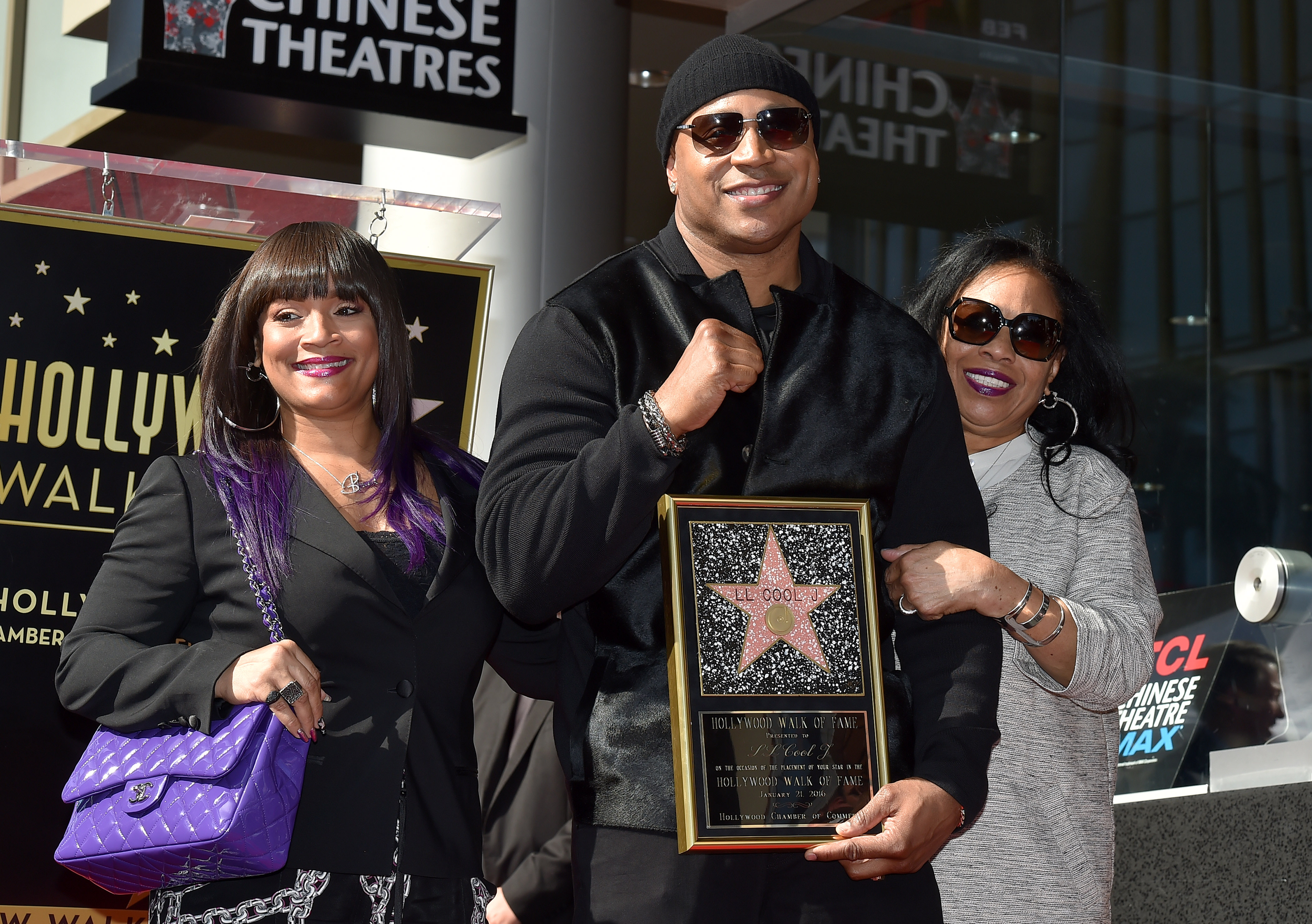 Simone Smith and LL Cool J attend the ceremony honoring LL Cool J with a star on the Hollywood Walk of Fame on January 21, 2016 | Source: Getty Images
