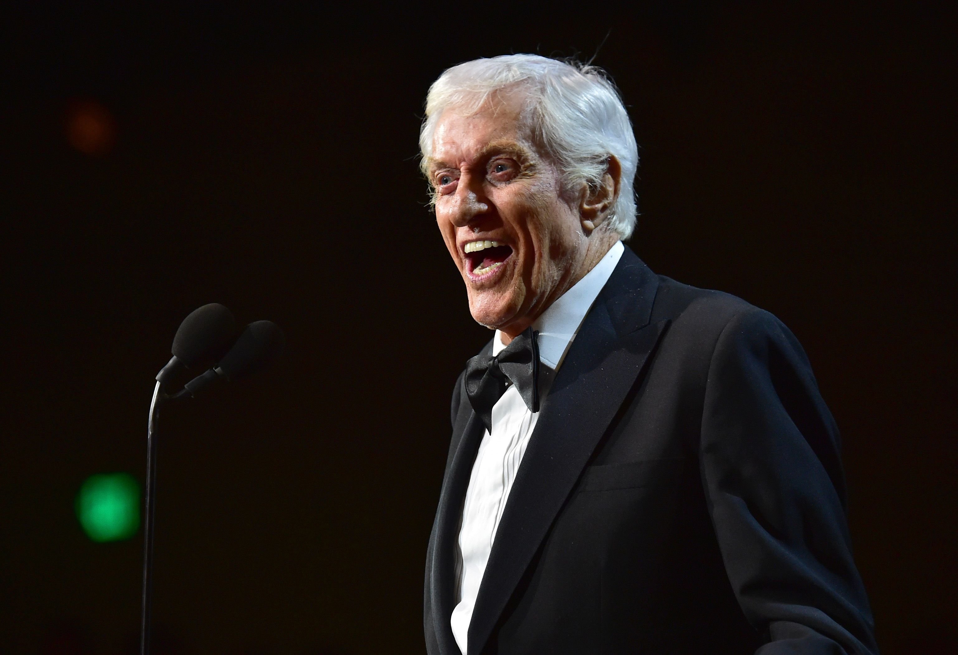 Dick Van Dyke accepts the Britannia Award for Excellence in Television at the 2017 AMD British Academy Britannia Awards at The Beverly Hilton Hotel on October 27, 2017 in California. | Photo: Getty Images