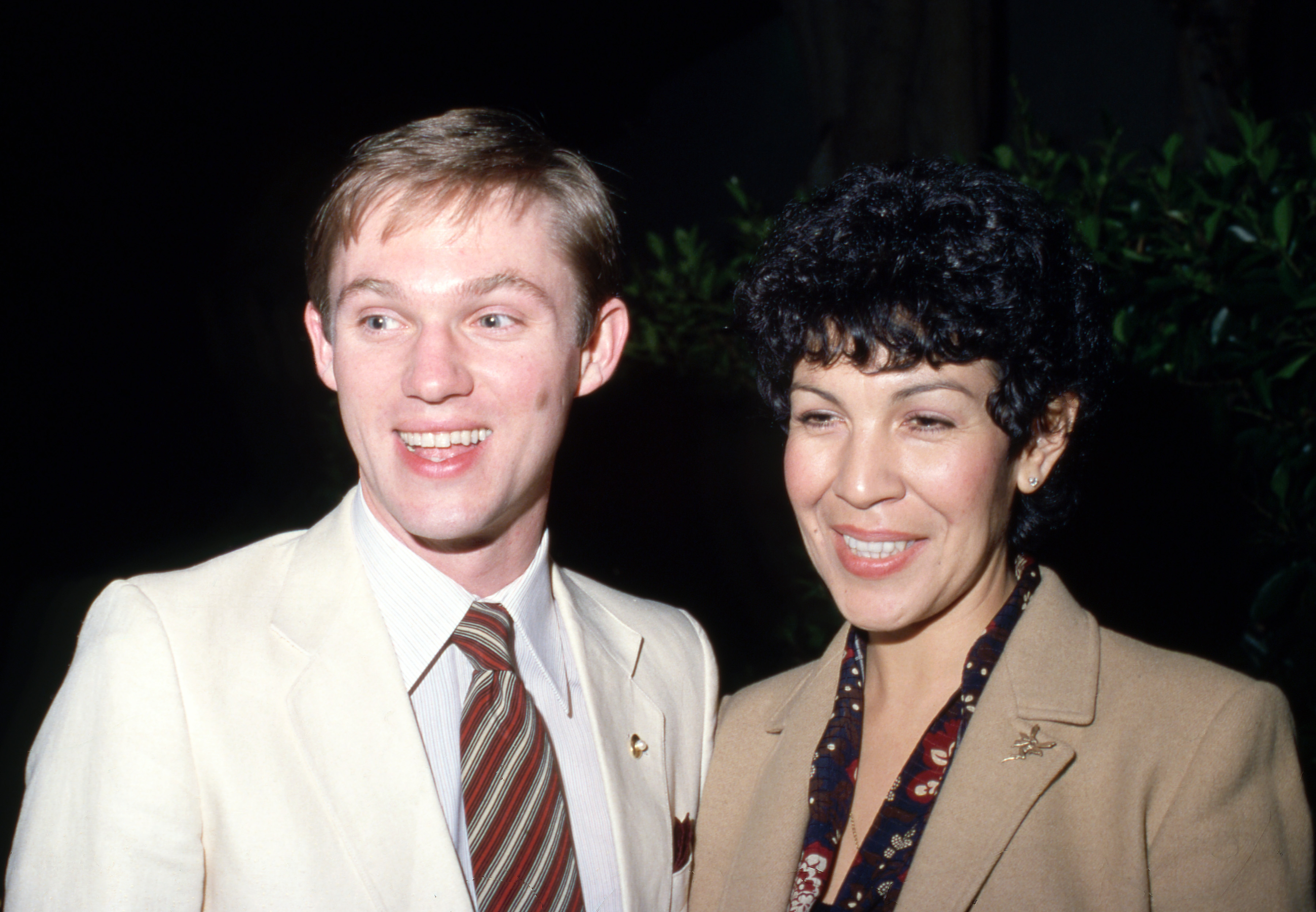 Richard Thomas and Alma Gonzalez photographed on October 22, 1986 | Source: Getty Images