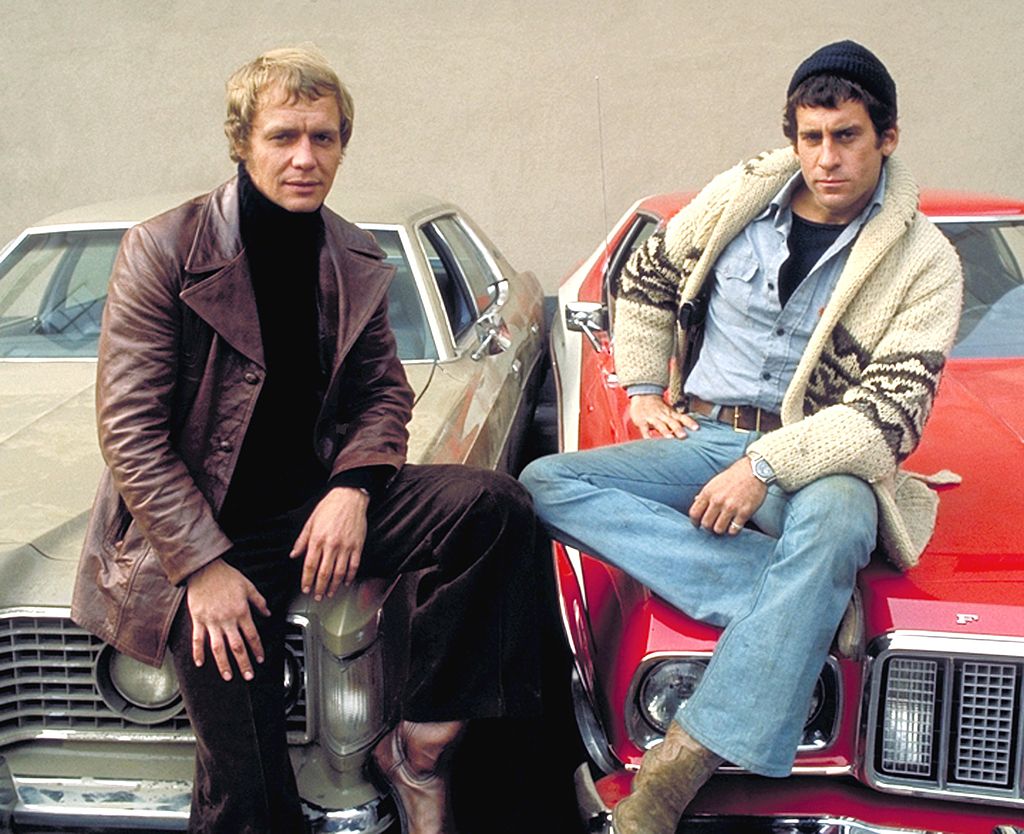 David Soul and Paul Michael Glaser in a publicity shoot for "STARSKY AND HUTCH" on June 16, 1975. | Photo: Getty Images