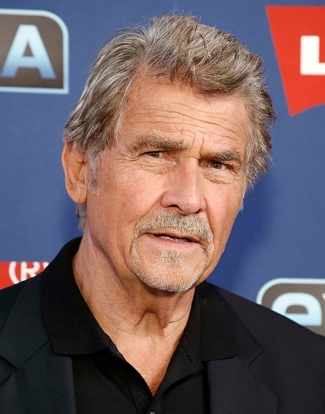 James Brolin visits "Extra" at The Levi's Store Times Square on April 18, 2019 | Photo: Getty Images