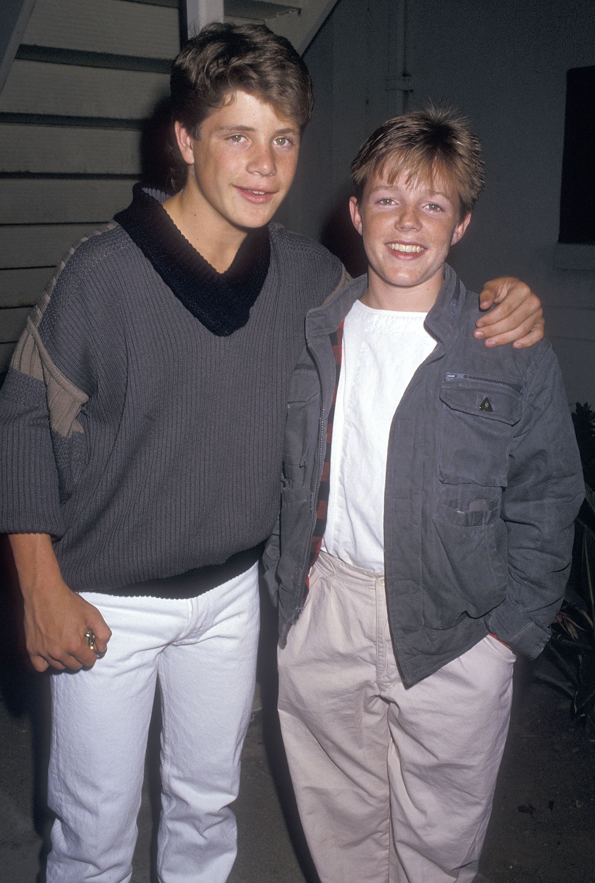 Sean Astin and his brother, Mackenzie at the Crossroads School's "Cabaret '87" Benefit Performance on May 9, 1987 | Source: Getty Images