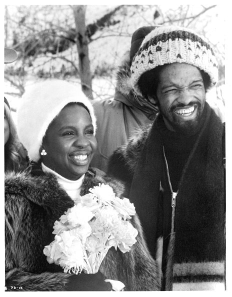 Gladys Knight and Barry Hankerson are remarried in a scene from the film 'Pipe Dreams', 1976. | Photo: Getty Images