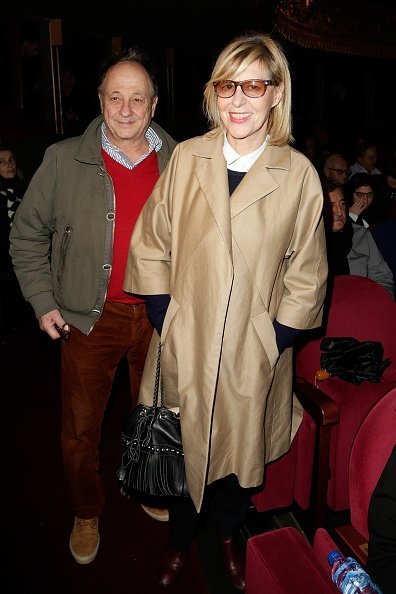 Michel Ansault et Chantal Ladesou assistent à la première pièce de théâtre " Big Bang " au Théâtre du Gymnaseà Paris, France. | Photo : Getty Images