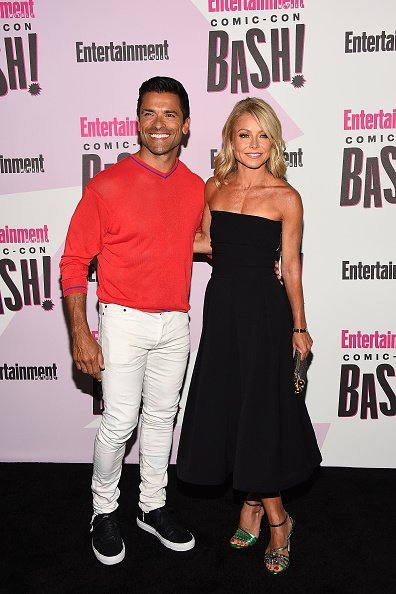 Mark Consuelos and Kelly Ripa at the Entertainment Weekly's Comic-Con Bash on July 21, 2018 | Photo: Getty Images