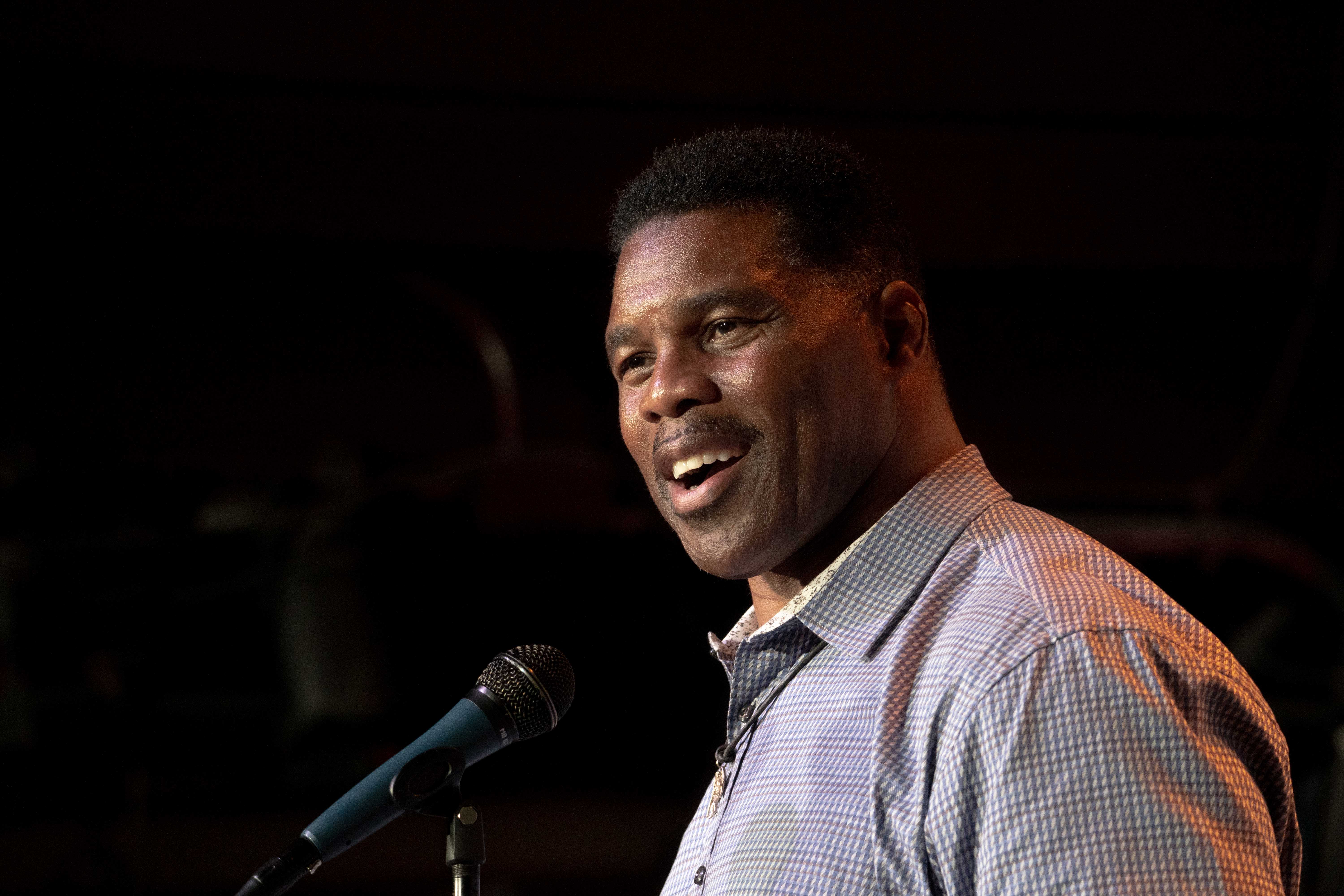 Herschel Walker speaks at a May 23, 2022 rally in Athens, Georgia. | Image: AmoDays