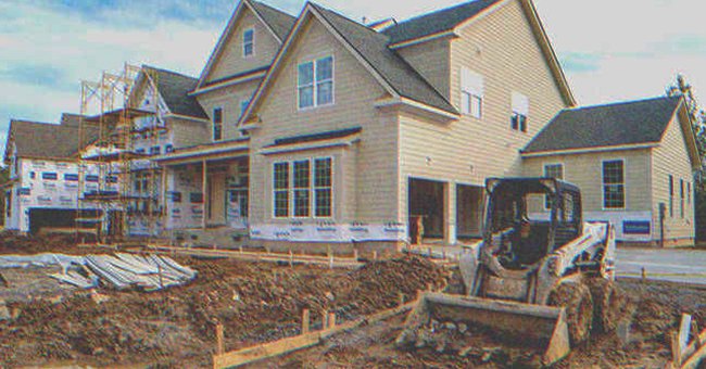 A big house under construction | Source: Shutterstock