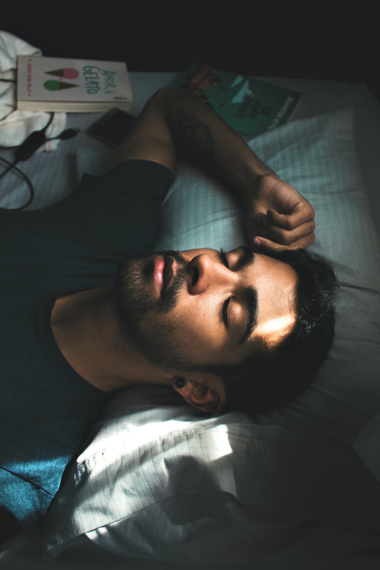He tried to sleep but kept thinking of Mr. Perkins. | Source: Pexels