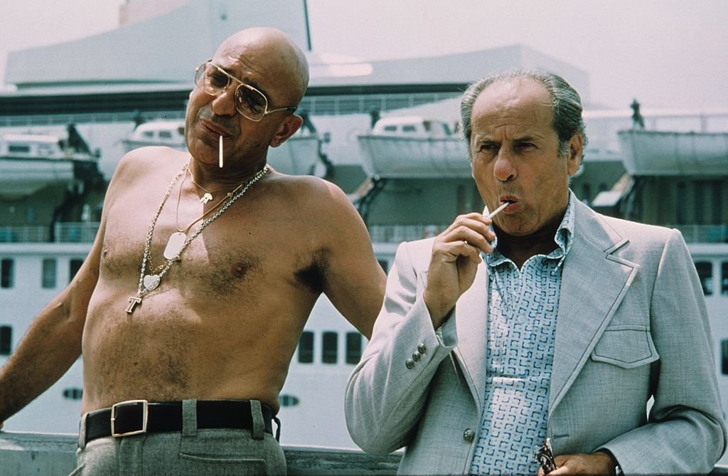 Telly Savalas during the filming of "Kojak" in Los Angeles, circa 1975 | Photo: Getty Images