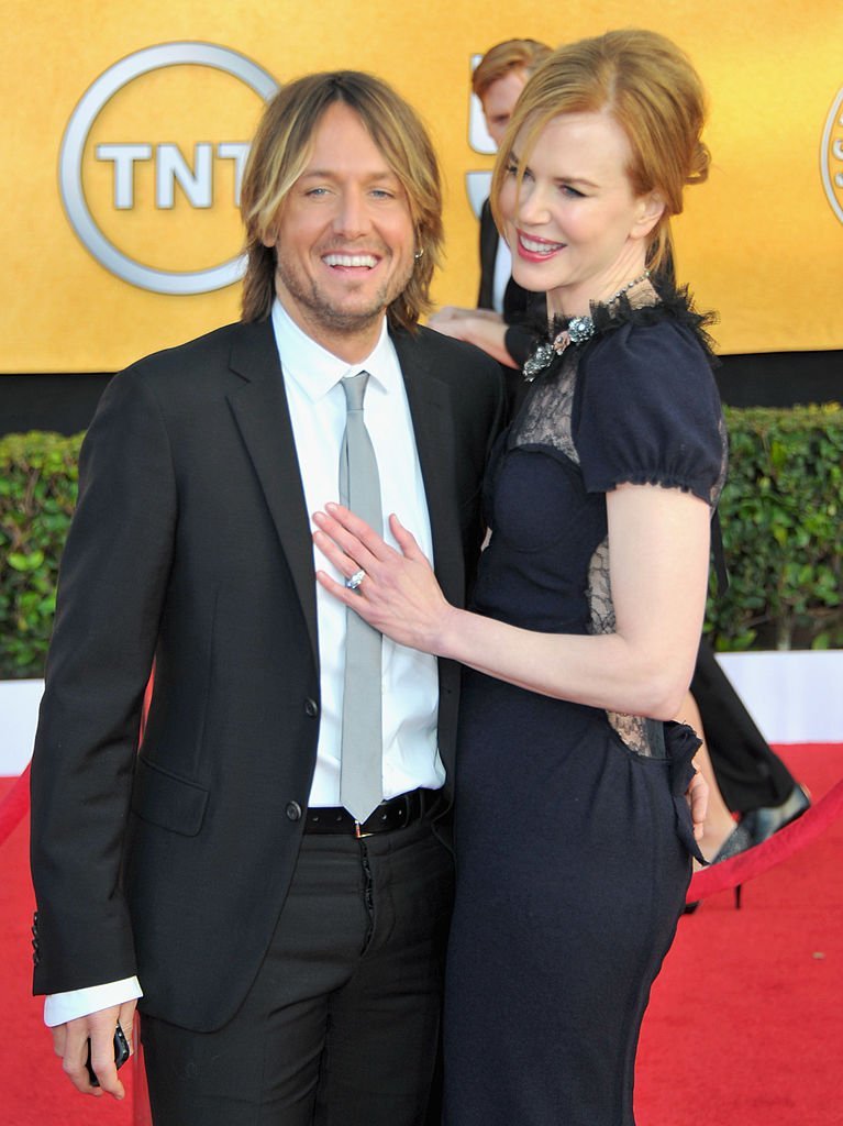 Singer Keith Urban and actress Nicole Kidman arrives to the 17th Annual Screen Actors Guild Awards | Photo:  Alberto E. Rodriguez/Getty Images