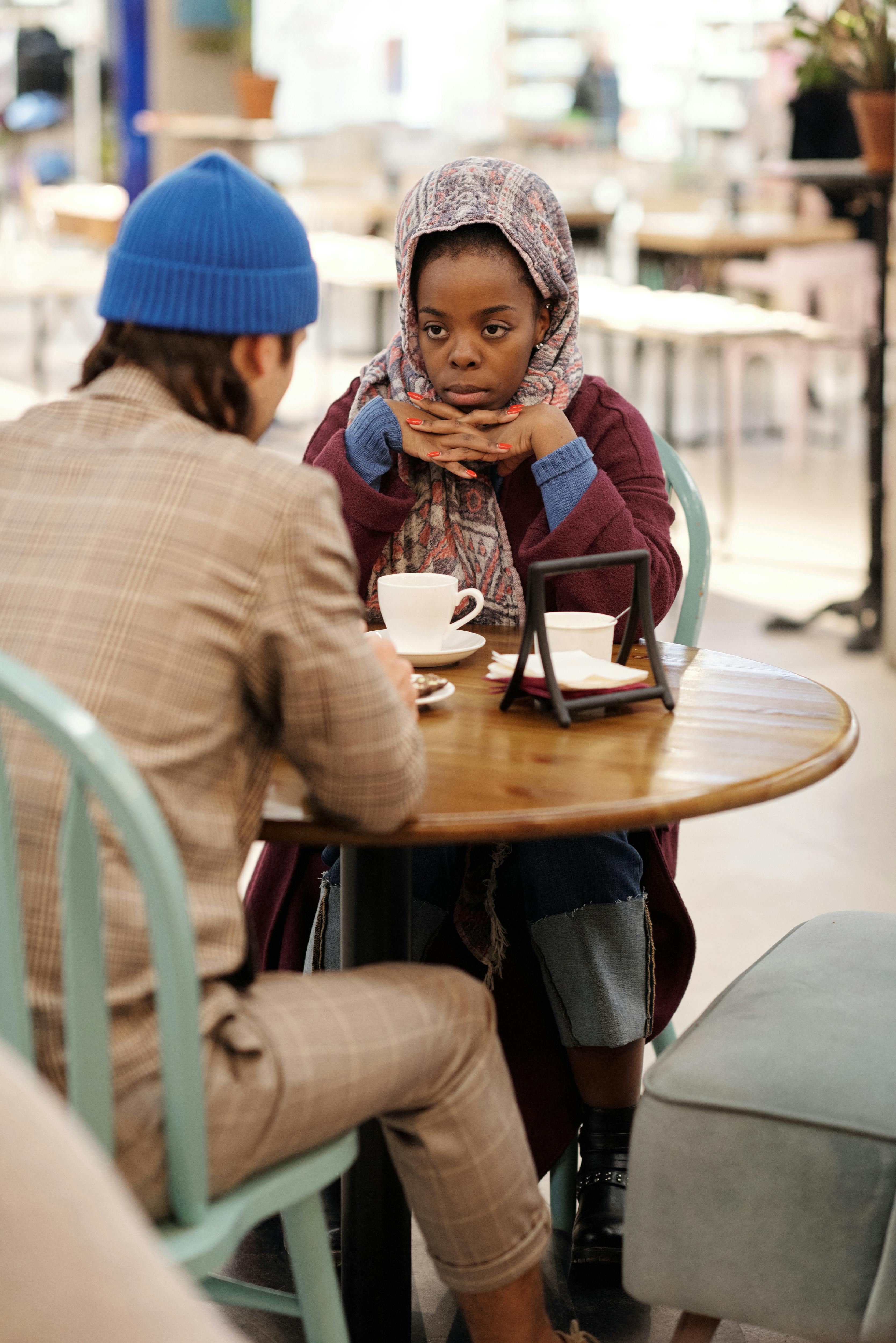 A couple having coffee | Source: Pexels