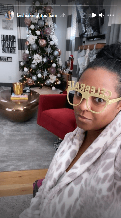 Another picture of actress Keshia Knight Pulliam with her Christmas tree in the background | Photo: Instagram/keshiaknightpullam