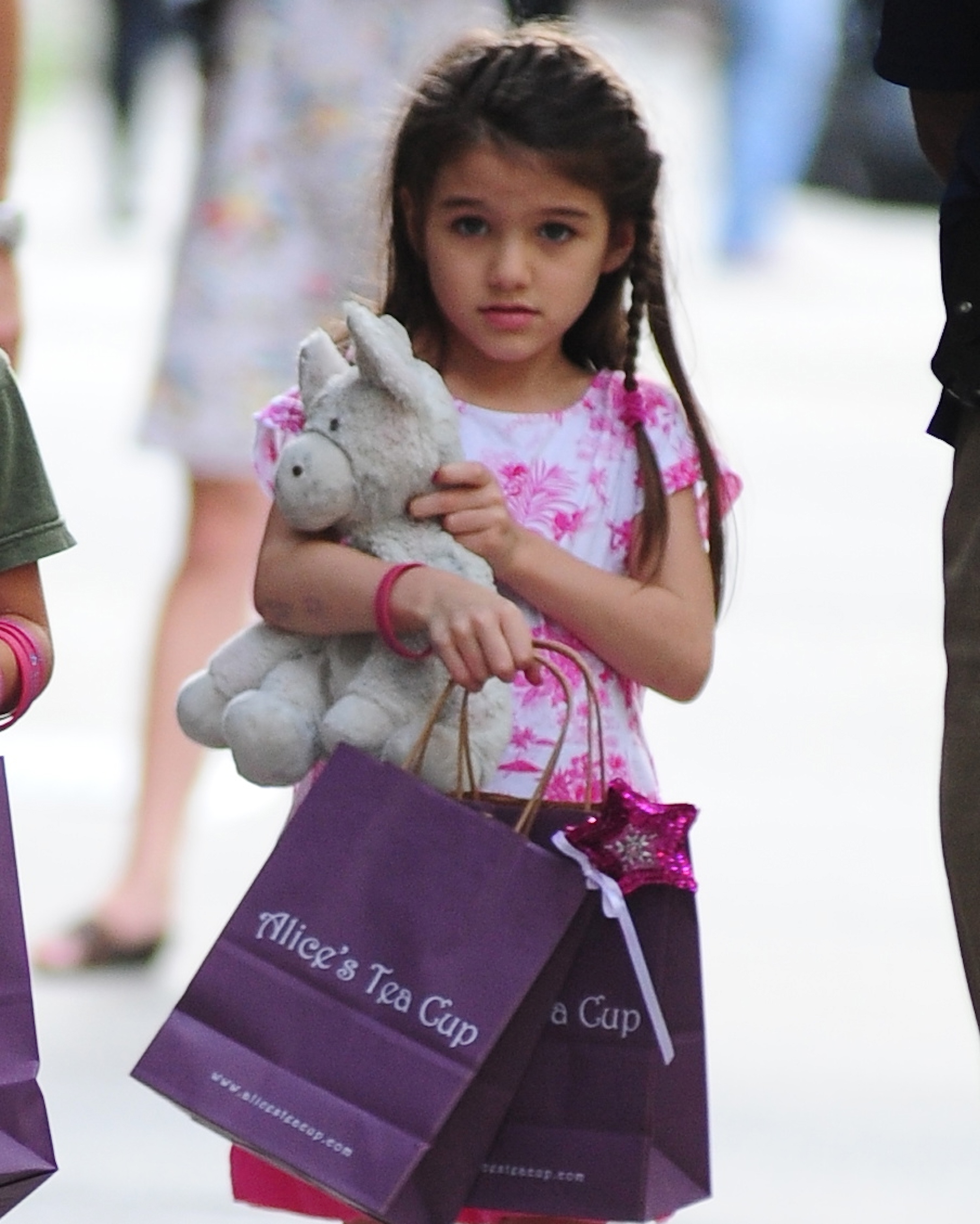 Suri Cruise seen in New York on July 5, 2012. | Source: Getty Images