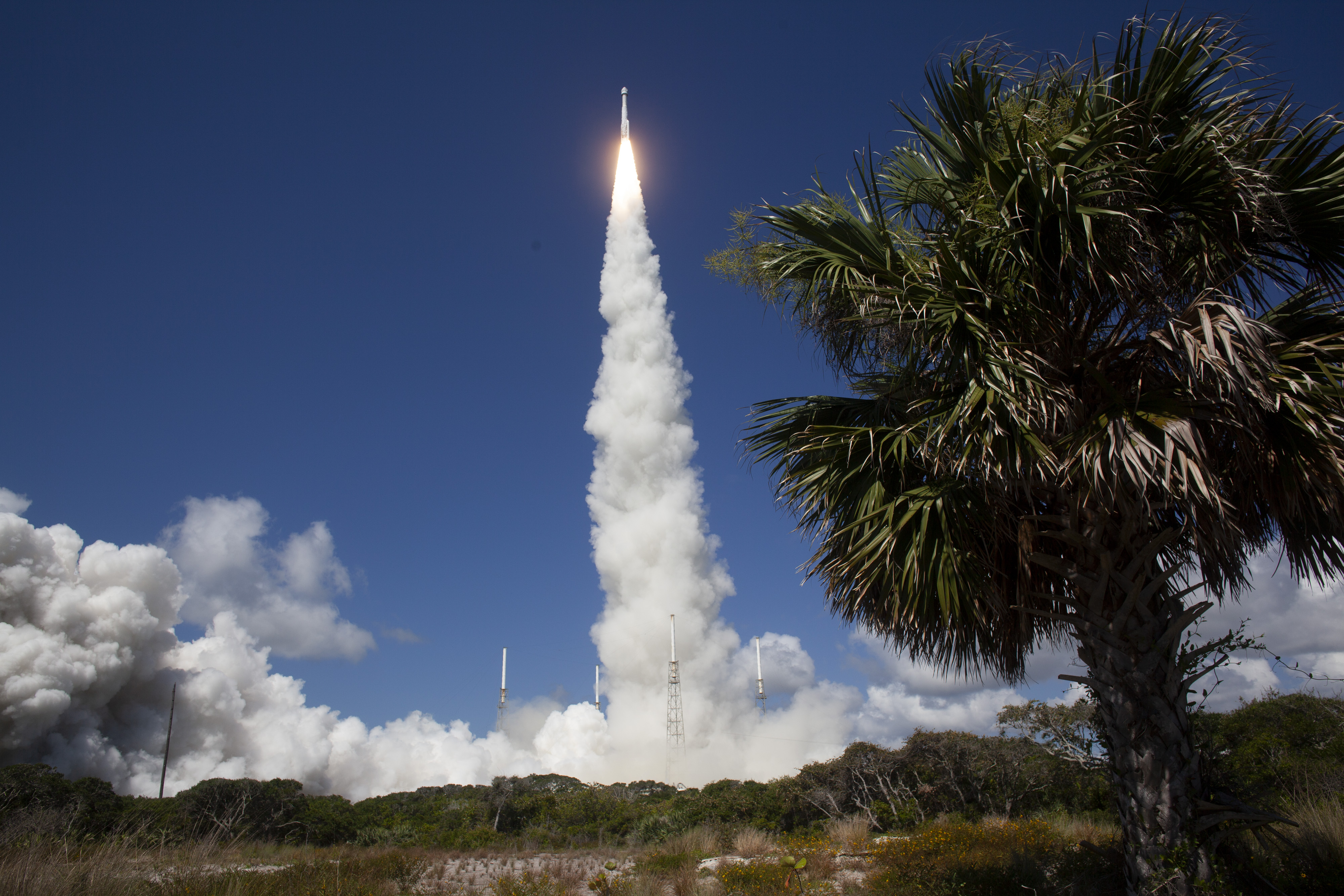 The CST-100 Starliner spacecraft launching from Space Launch Complex 41 at Cape Canaveral Space Force Station on June 5, 2024, in Cape Canaveral, Florida. | Source: Getty Images