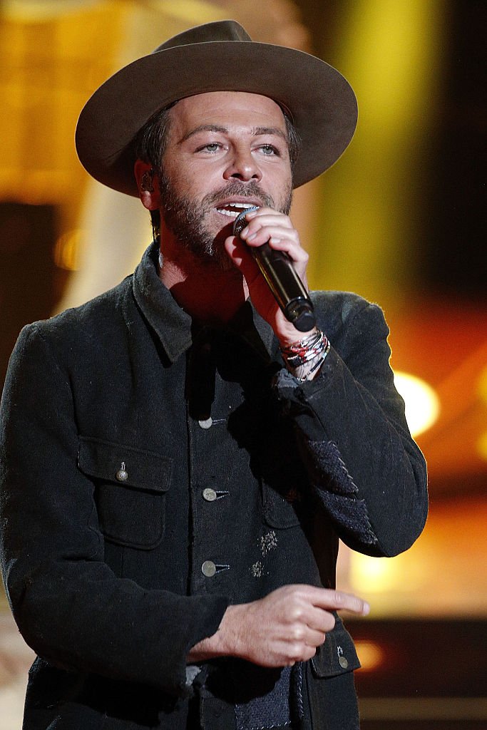 le chanteur Christophe Mae assiste au 30e Téléthon à l'Hippodrome de Longchamp le 3 décembre 2016 à Paris, France. | Photo : Getty Images