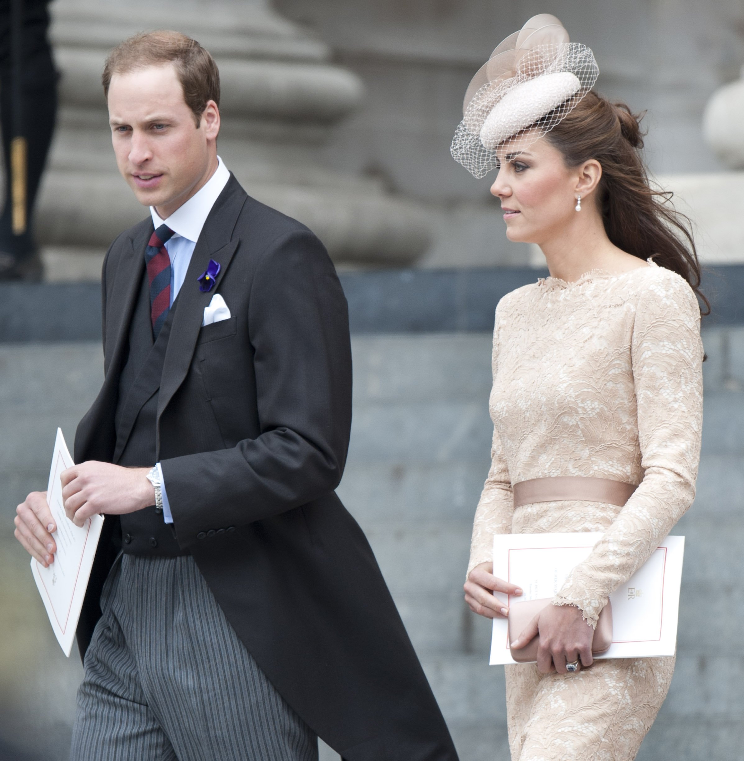 Prinz William und Catherine, Prinzessin von Wales, bei einem nationalen Dankgottesdienst in der St. Paul's Cathedral in London im Rahmen der Feierlichkeiten zum Diamantenen Thronjubiläum. | Quelle: Getty Images