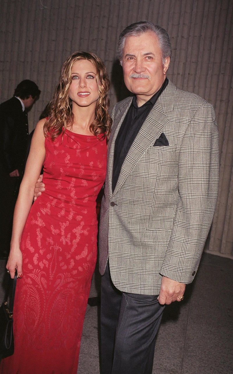 Jennifer Aniston and John Aniston on April 9, 1998 in Westwood, California | Photo: Getty Images