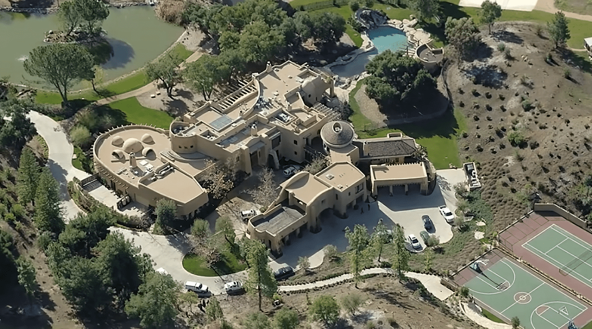 La mansión de Will Smith en California | Foto: Youtube.com/The Richest