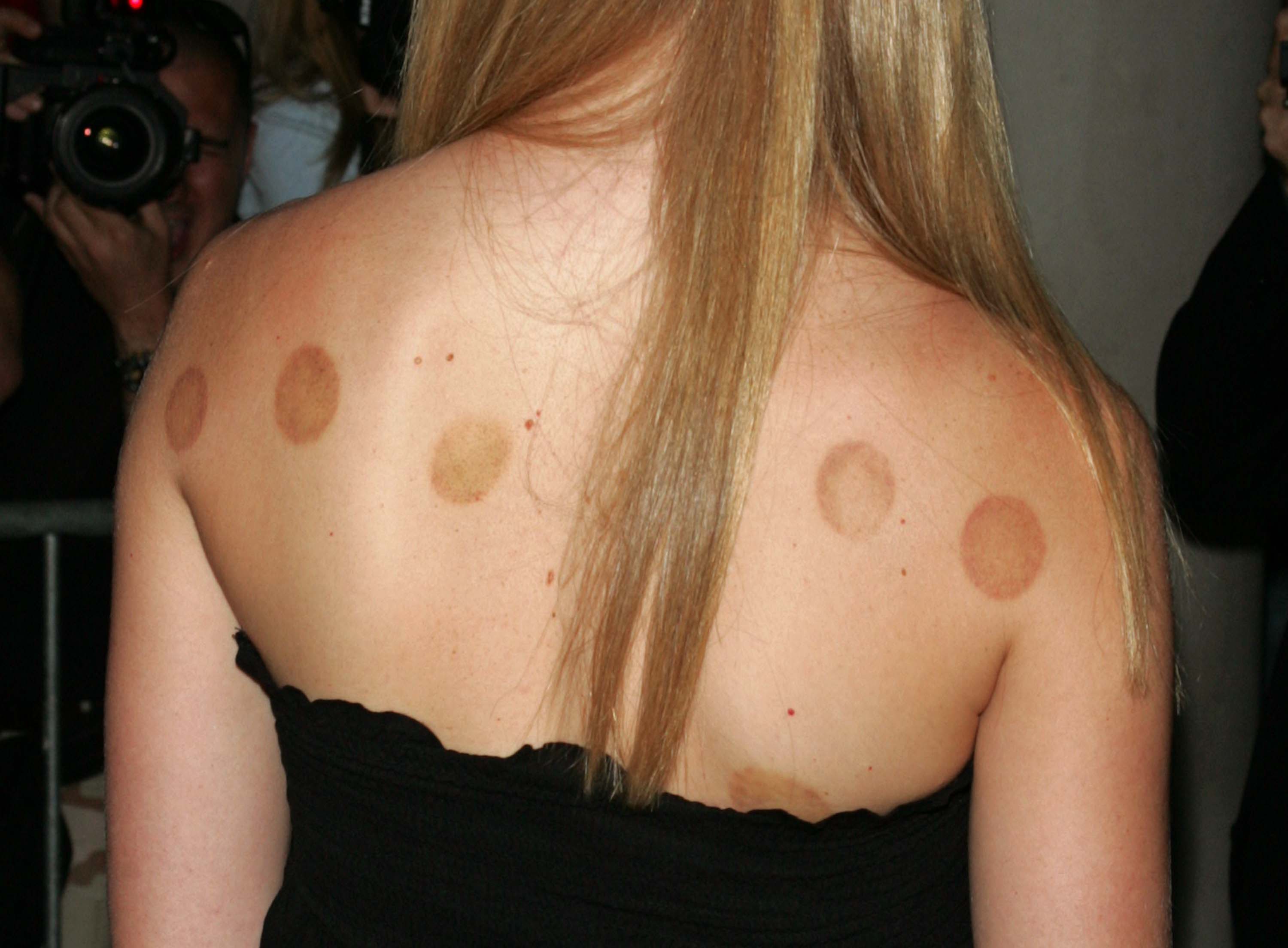 Gwyneth Paltrow at the "Anchorman - The Legend of Ron Burgundy" premiere in New York City, on July 7, 2004. | Source: Getty Images