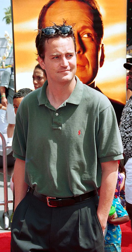 Matthew Perry at the film premiere of "The Kid" on June 25, 2000, in Orange, California | Source: Getty Images