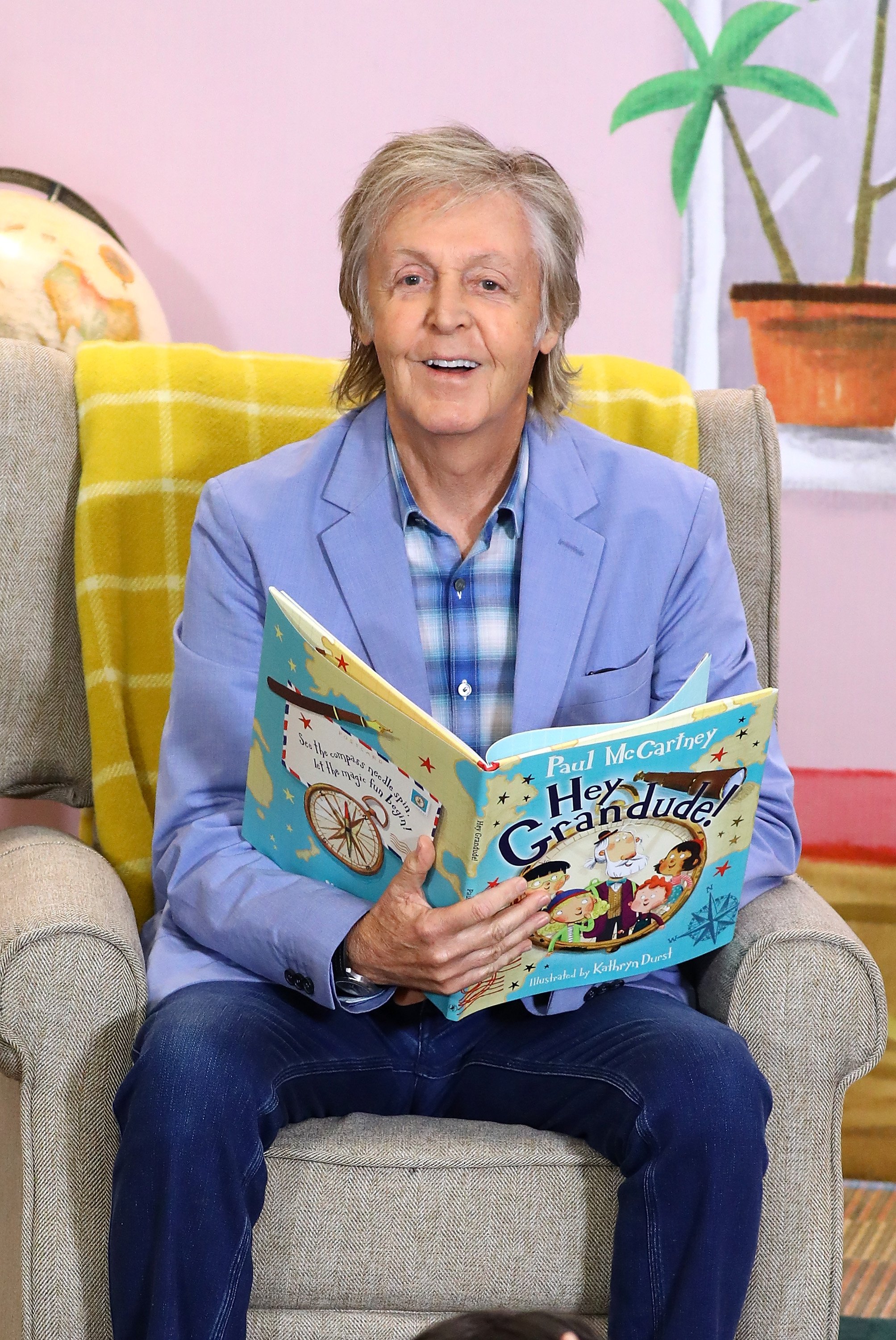 Paul McCartney at Waterstones Piccadilly on September 06, 2019 in London, England | Source: Getty Images