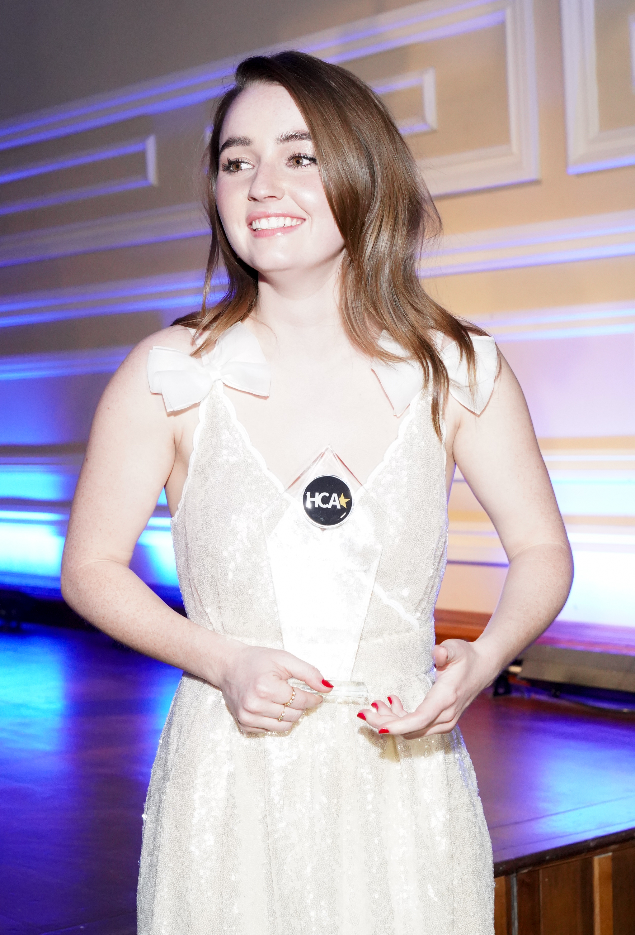 Kaitlyn Dever wins Best Performance By An Actress 23 And Under for "Booksmart" at the 3rd Annual Hollywood Critics Awards at Taglyan Complex on January 09, 2020 in Los Angeles, California. | Source: Getty Images