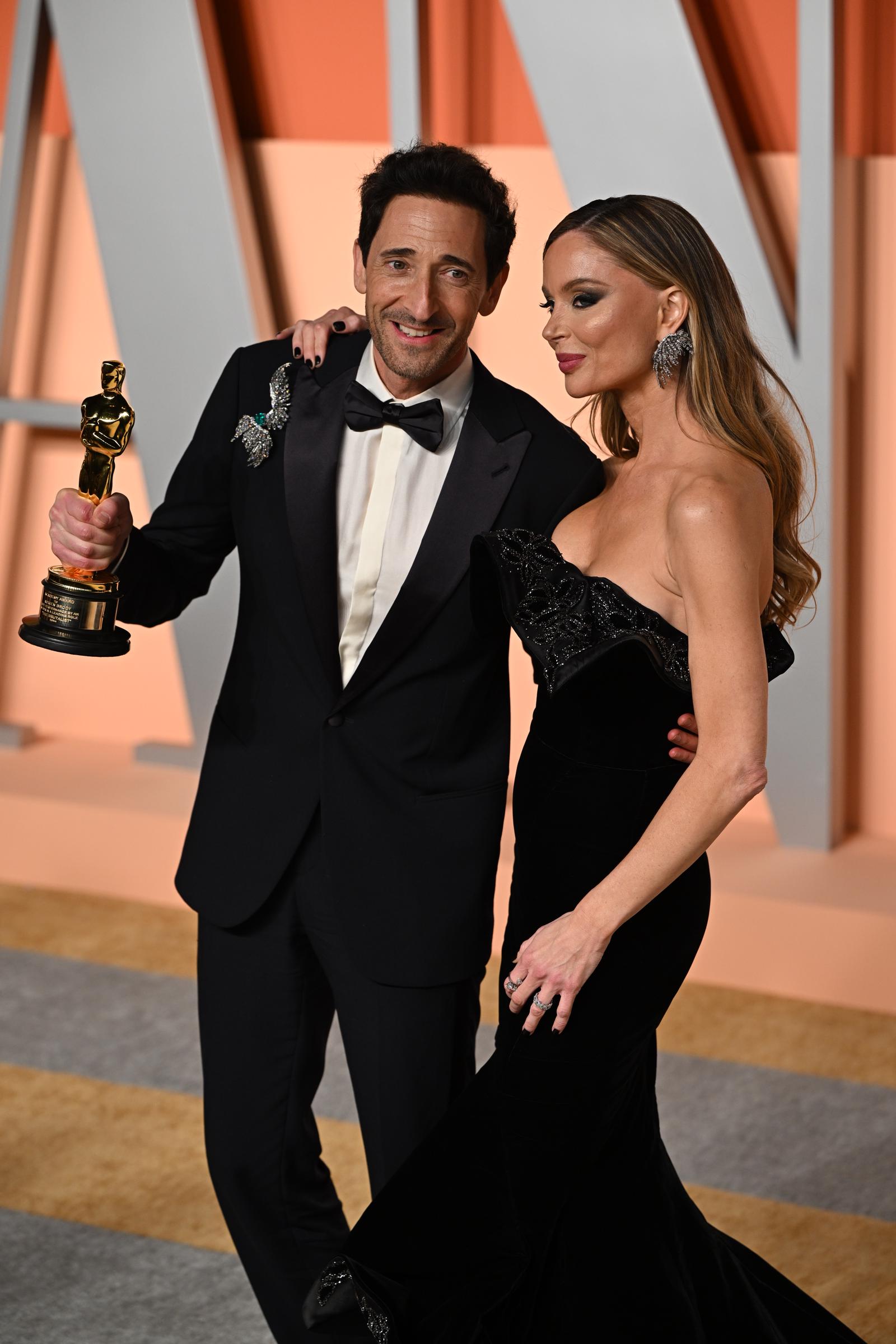 Adrien Brody and Georgina Chapman at the Vanity Fair Oscar Party in Beverly Hills, California. | Source: Getty Images