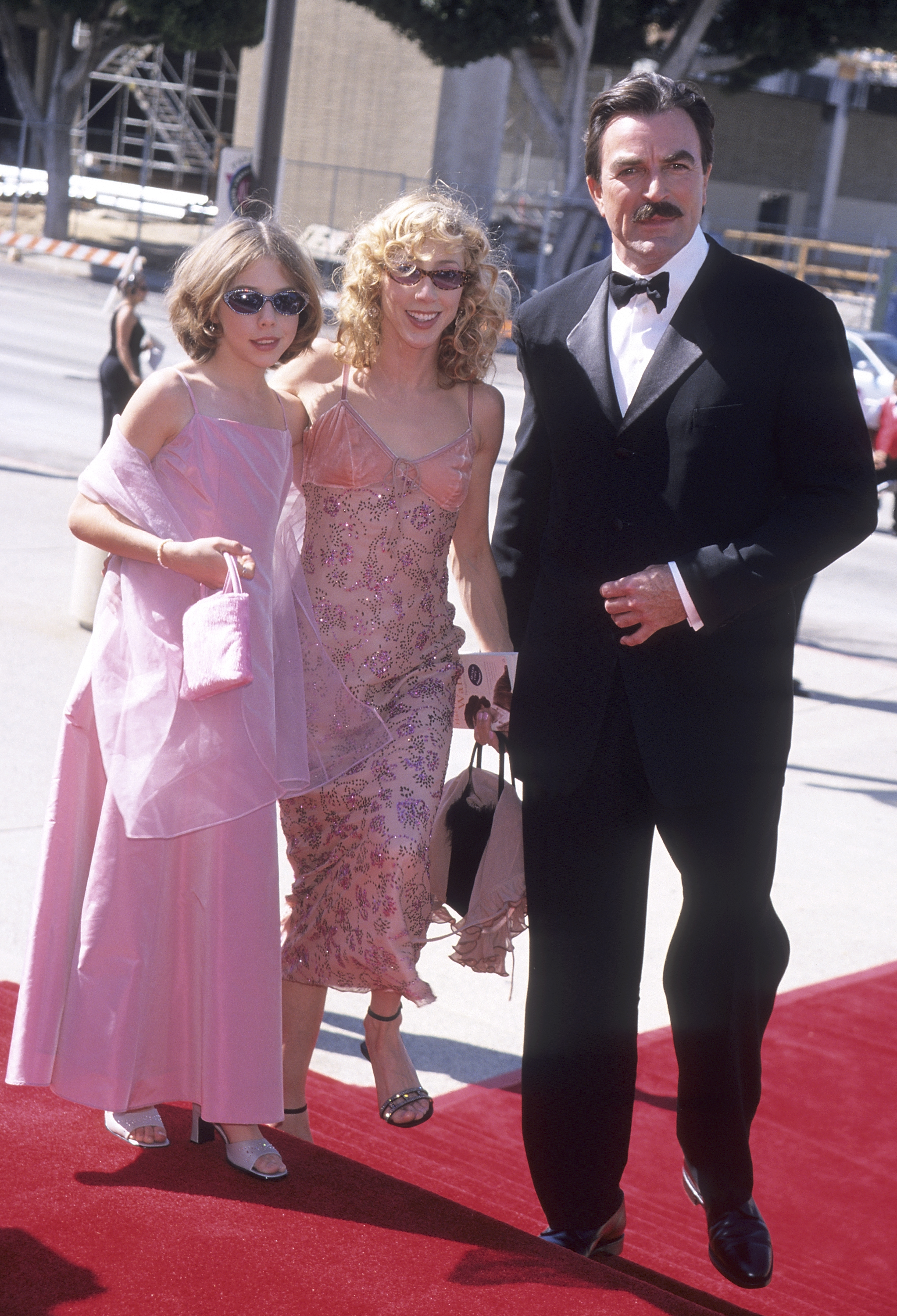 Tom Selleck, Jillie Mack and Hannah Selleck at the 52nd Annual Primetime Emmy Awards at the Pasadena Civic Auditorium on August 26, 2000 in Pasadena, California. | Source: Getty Images