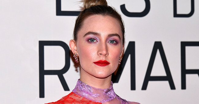 Saoirse Ronan arrives at the "Little Women" premiere on December 12, 2019 in Paris, France. | Photo: Getty Images