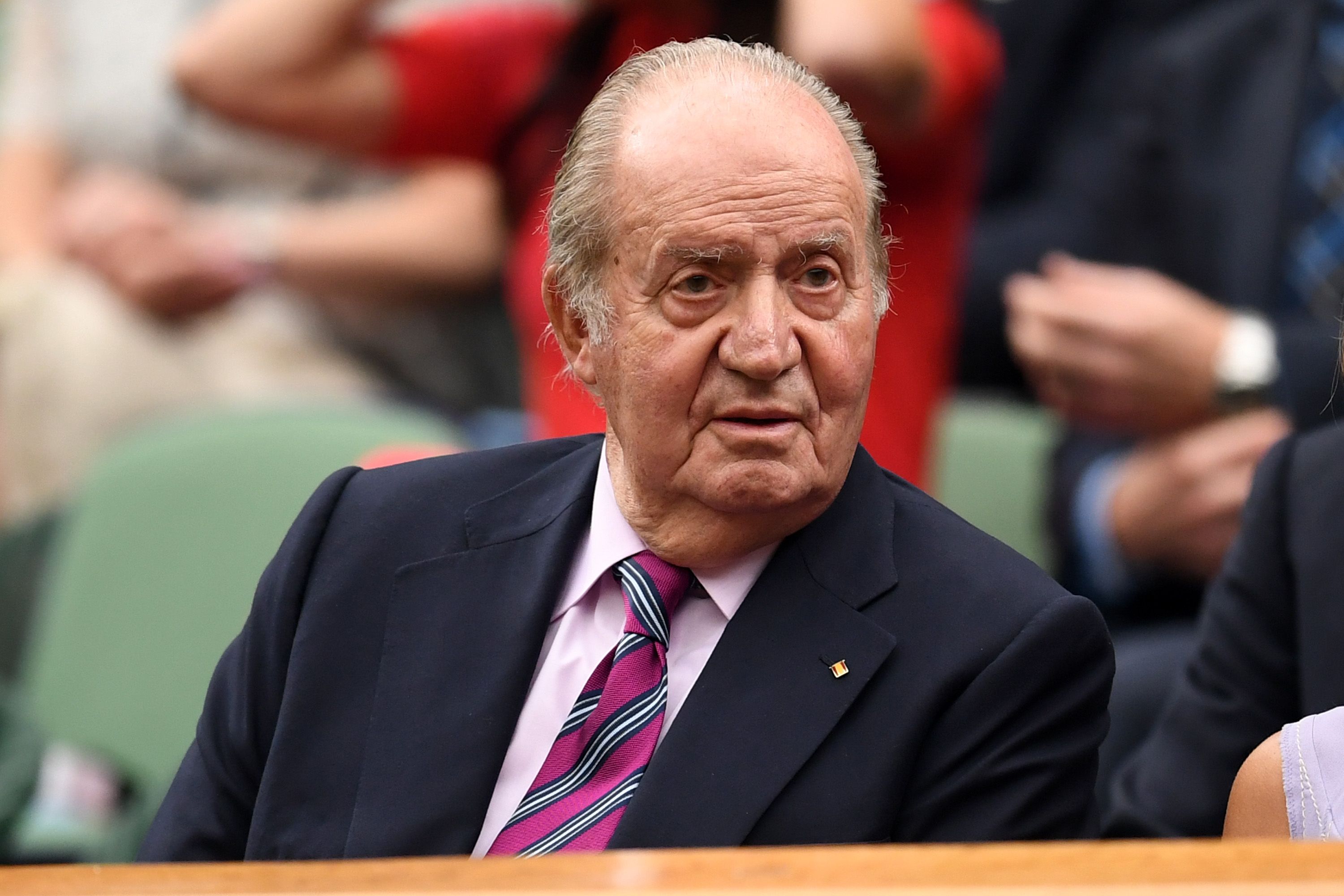 Le Roi d'Espagne Juan Carlos, au All England Lawn Tennis et Croquet Club de Wimbledon, le 15 juillet 2017 à Londres, en Angleterre. | Photo : Getty Images