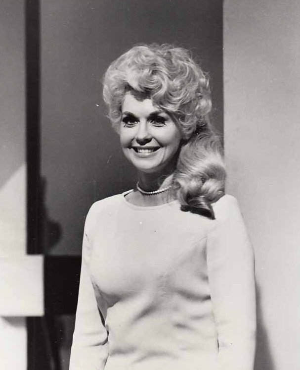 Remembering Donna Douglas – Facts About The Life And Death Of The