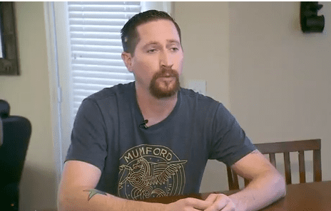 Clifford Hall, padre de la niña.| Imagen: YouTube /8 News NOW Las Vegas Clifford Hall, padre de la niña.| Imagen: YouTube /8 News NOW Las Vegas