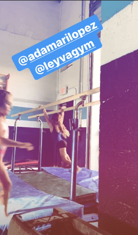 Alaïa en clase de gimnasia. |Imagen: Instagram/Toni 
