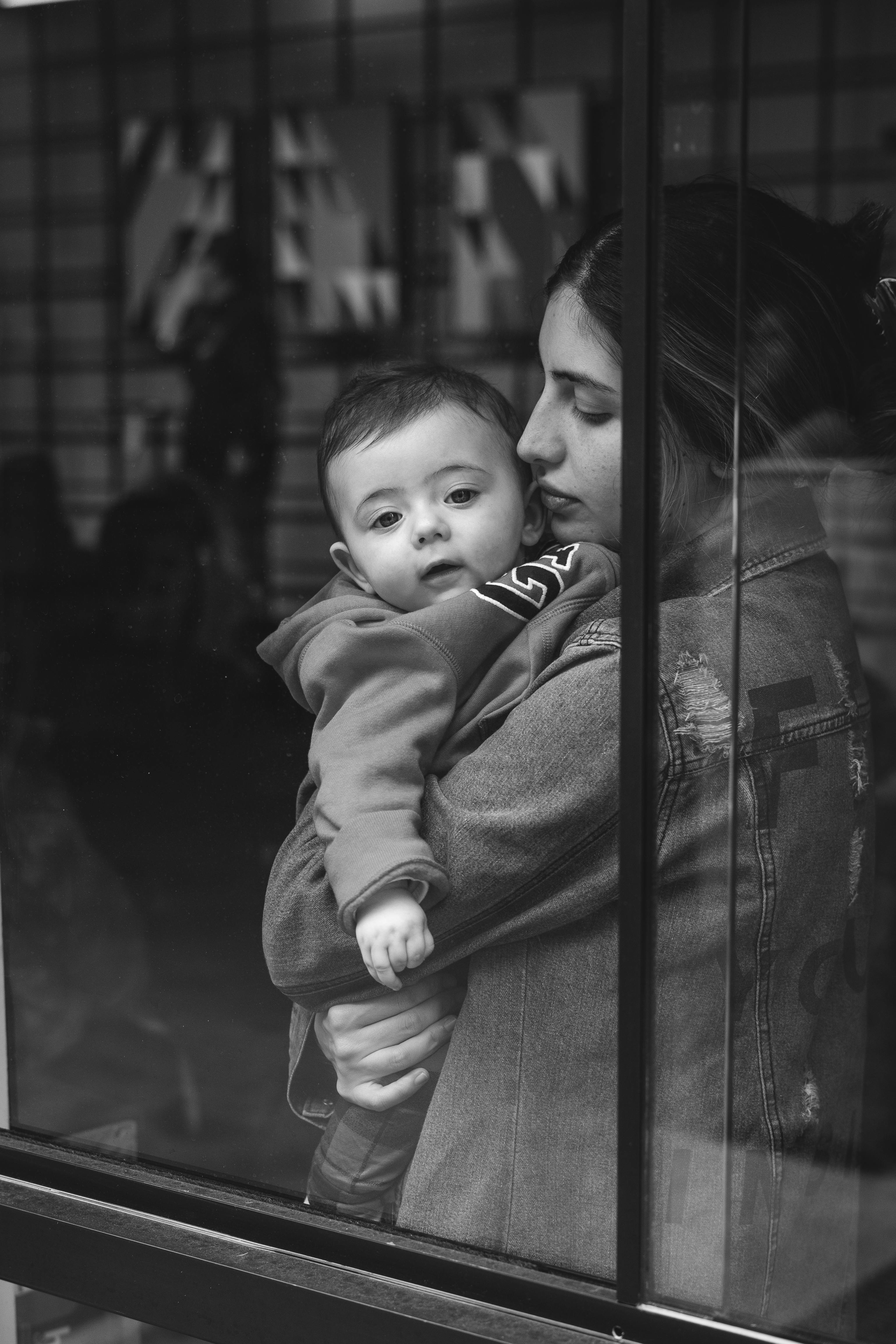 A woman and her baby | Source: Pexels