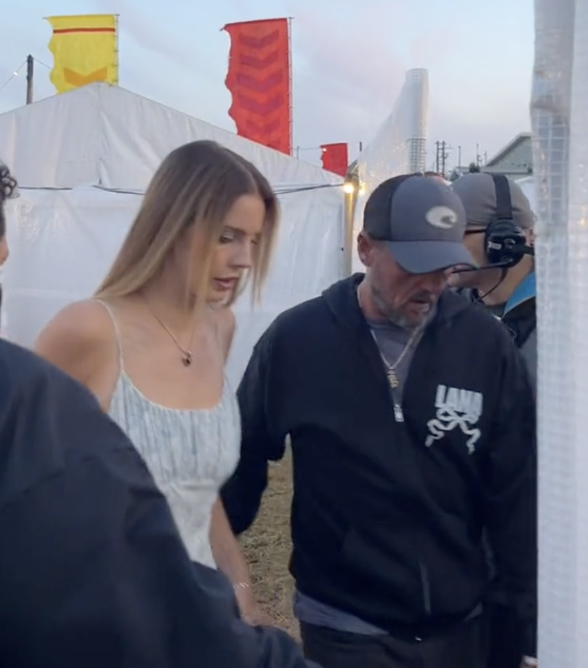 Lana Del Rey and Jeremy Dufrene spotted at the Leeds Festival in August 2024 in England. | Source: TikTok/chrislloydart